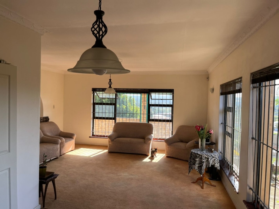 4 Bedroom Property for Sale in Heuwelkruin Eastern Cape